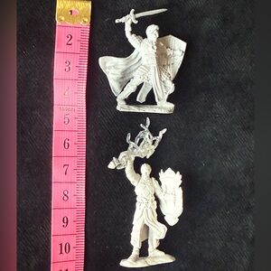 2 miniatures with base, 3D printed, roll play, D&D (K)